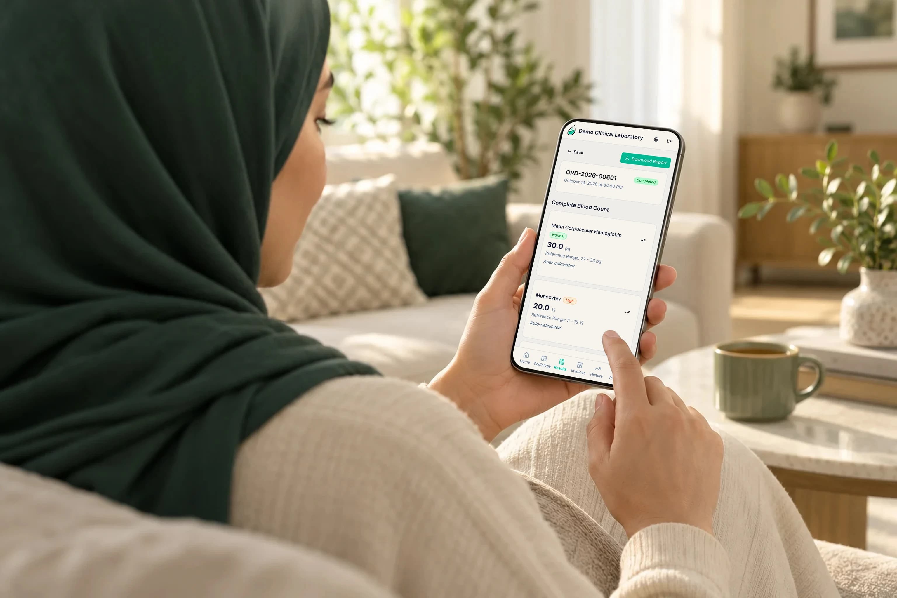 Illustrative scene of a patient viewing an available report in the Labevol portal